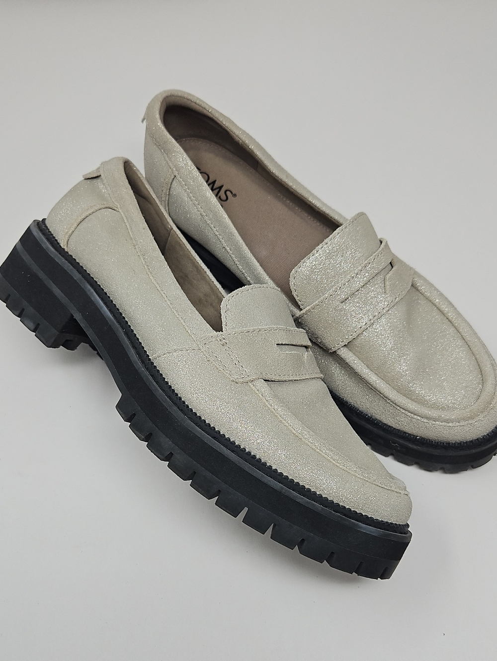 TOMS Cara Chunky Lug Sole Shimmering Metallic Loafers Women's Size 9